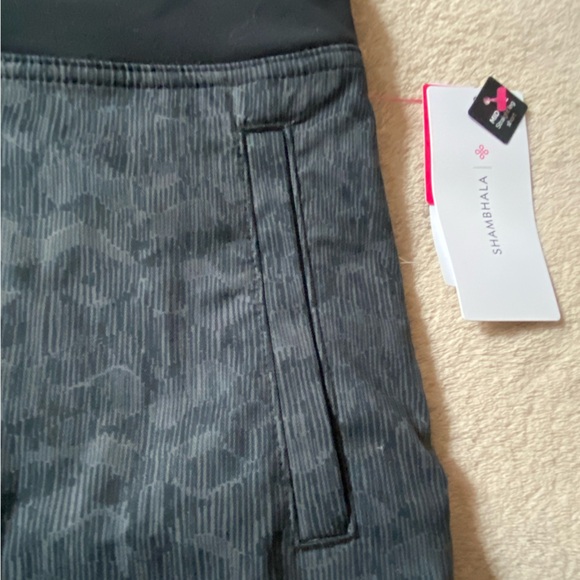 Shambhala plus size shorts - Picture 3 of 15